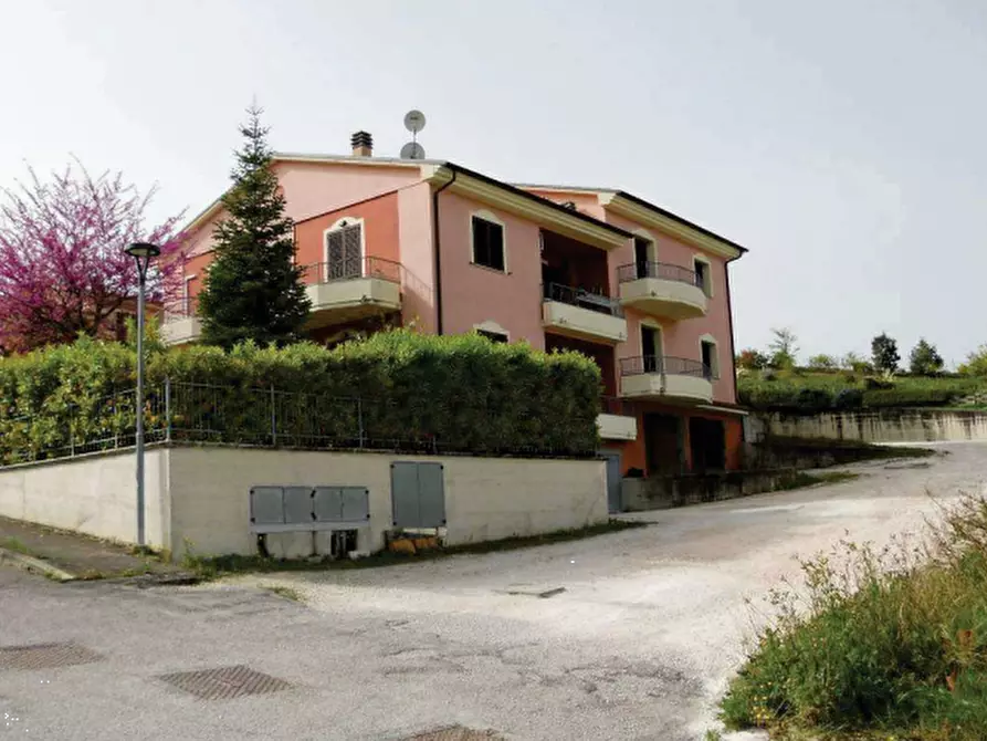 Immagine 3 di Appartamento in vendita  in Via Sandro Pertini a Urbino