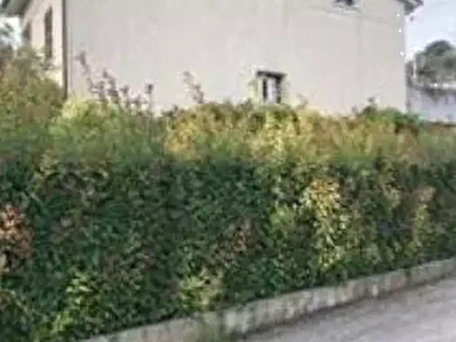 Immagine 1 di Villa in vendita  in Via Provinciale Metaurense a Fermignano