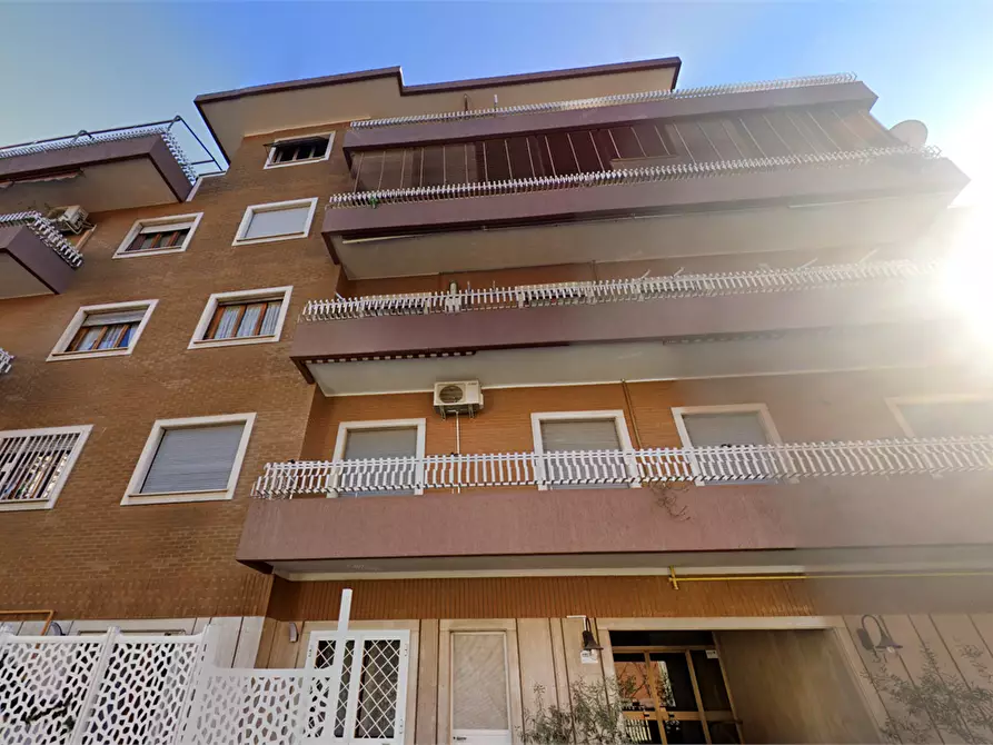 Immagine 6 di Appartamento in vendita  in Via di Villa Lauricella a Roma