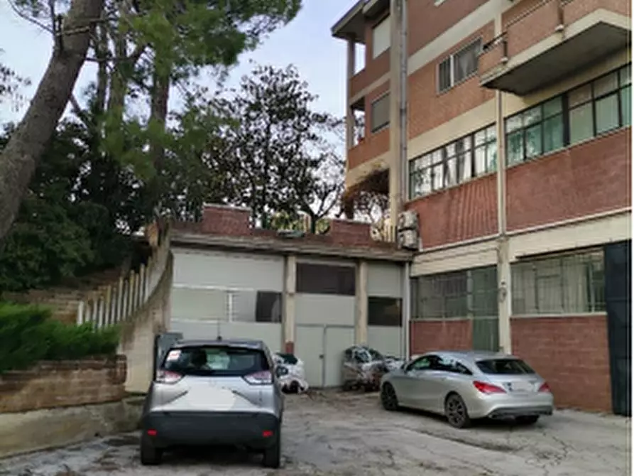 Immagine 6 di Laboratorio in vendita  in via Dolomiti a Montegranaro