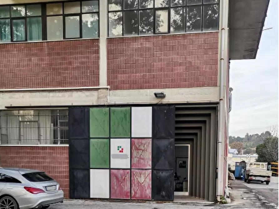 Immagine 7 di Laboratorio in vendita  in via Dolomiti a Montegranaro