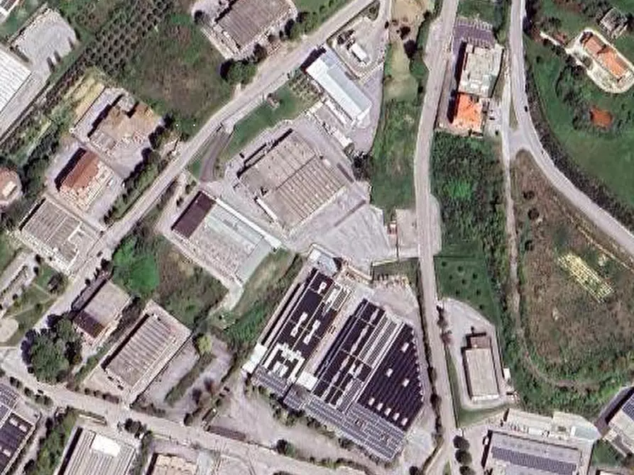 Immagine 18 di Laboratorio in vendita  in via Dolomiti a Montegranaro