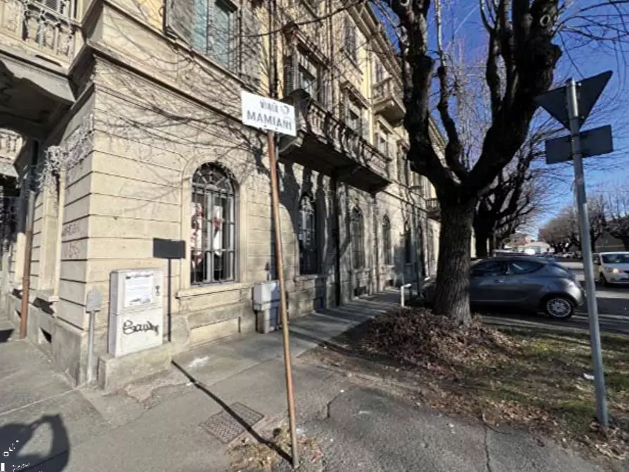 Immagine 10 di Garage in vendita  in Viale Mamiani  a Pinerolo