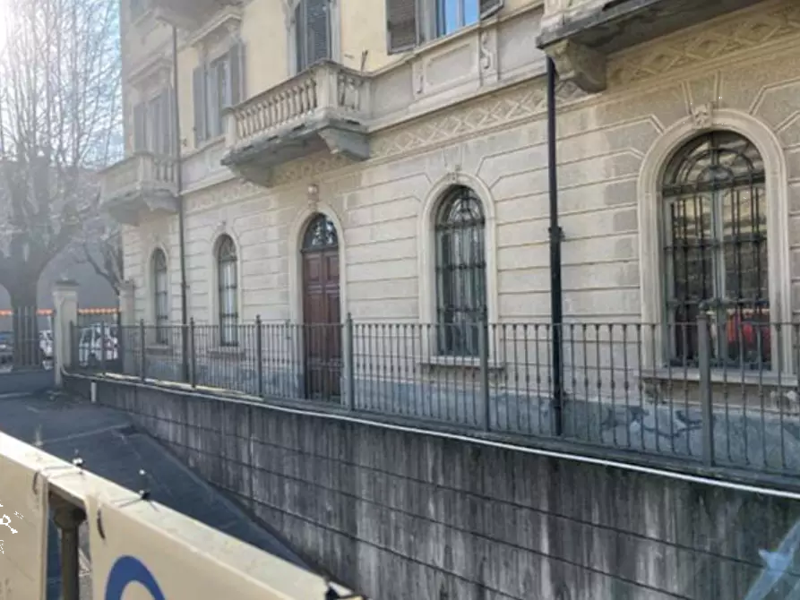 Immagine 9 di Garage in vendita  in Viale Mamiani  a Pinerolo