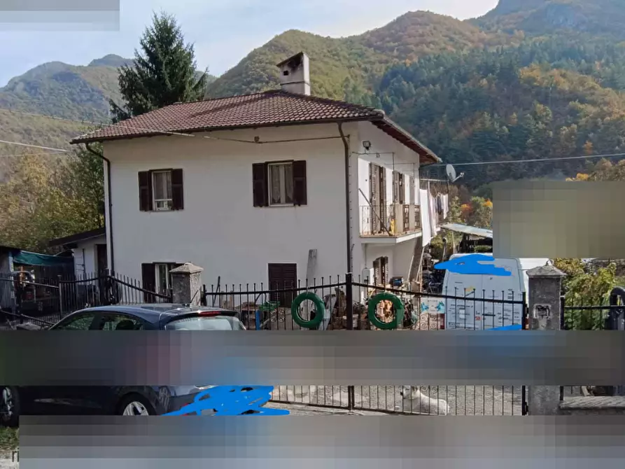 Immagine 1 di Casa indipendente in vendita  in Località Isola Perosa a Ormea