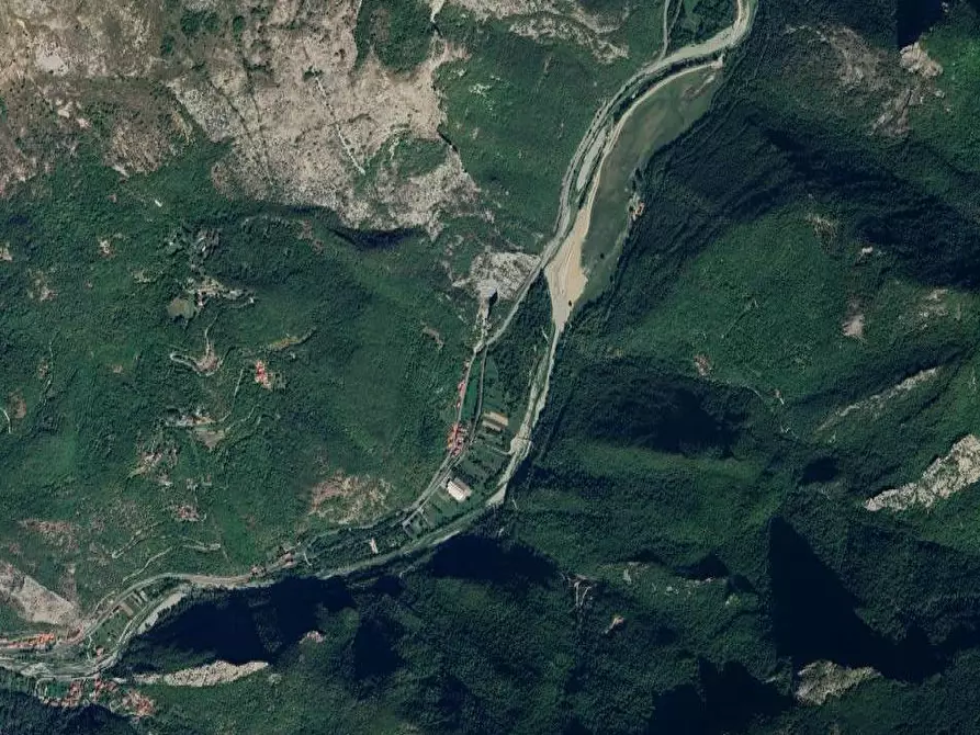 Immagine 20 di Casa indipendente in vendita  in Località Isola Perosa a Ormea