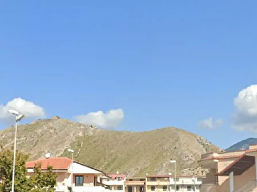 Immagine 12 di Appartamento in vendita  in Via Eduardo Landi a Mondragone