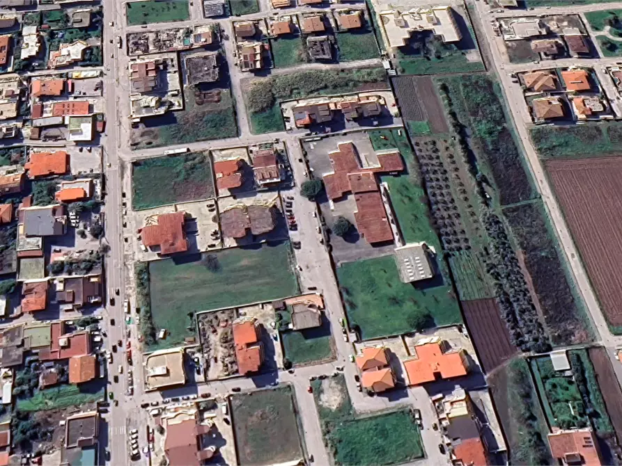 Immagine 16 di Appartamento in vendita  in Via Eduardo Landi a Mondragone