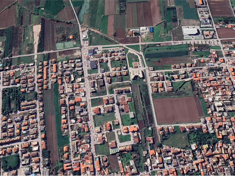 Immagine 19 di Appartamento in vendita  in Via Eduardo Landi a Mondragone