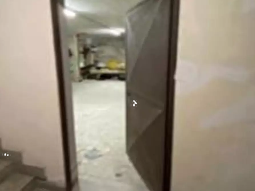 Immagine 11 di Magazzino in vendita  in Via Michele Comella a Casaluce