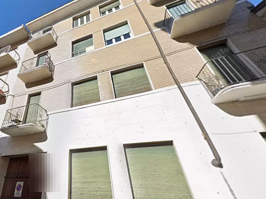 Immagine 15 di Appartamento in vendita  in Via San Bernardino a Torino