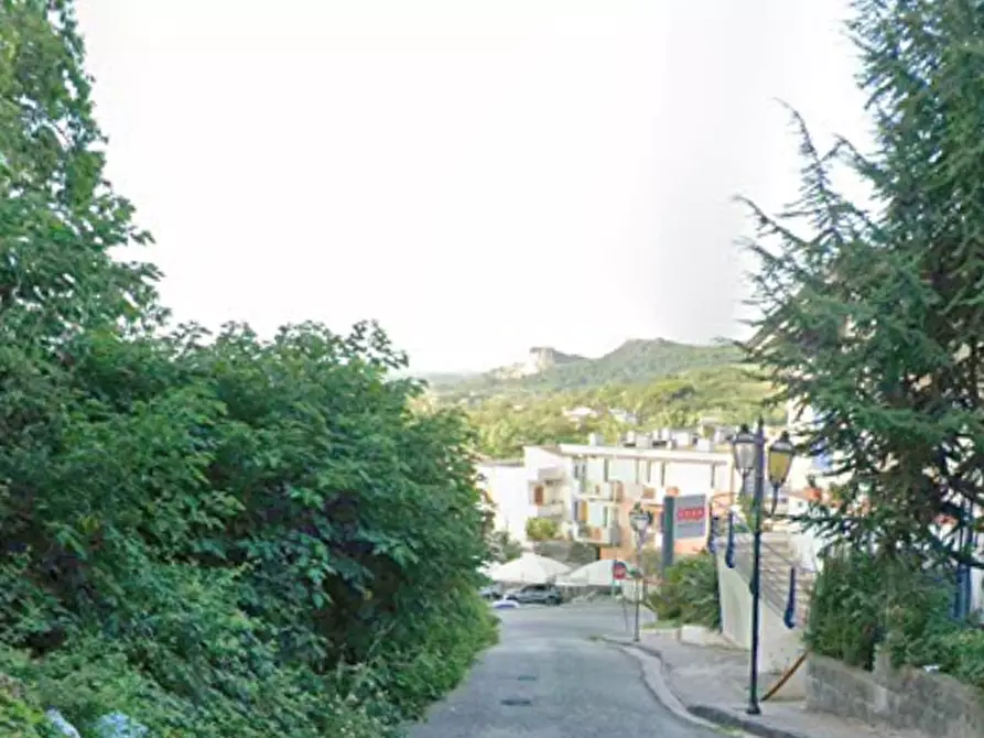 Immagine 9 di Appartamento in vendita  in Via Carità a Teano