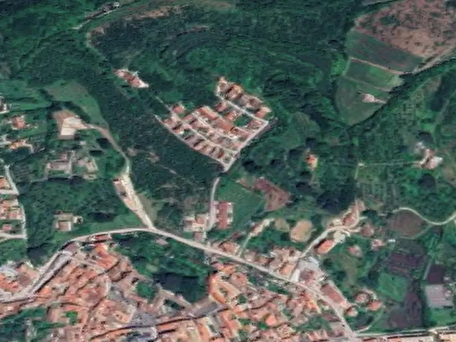 Immagine 21 di Appartamento in vendita  in Via Carità a Teano