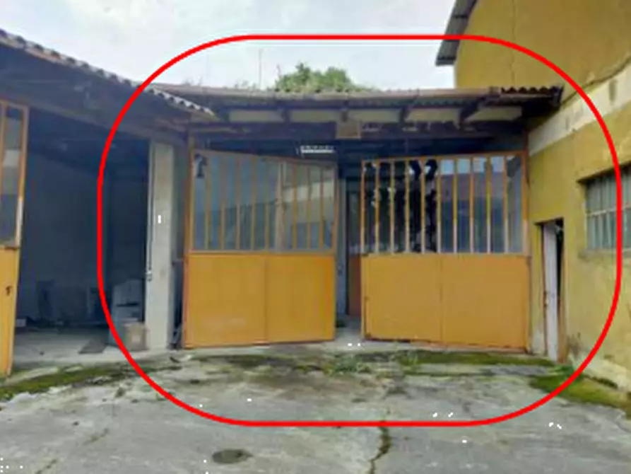 Immagine 8 di Porzione di casa in vendita  in Via Cossano a Maglione