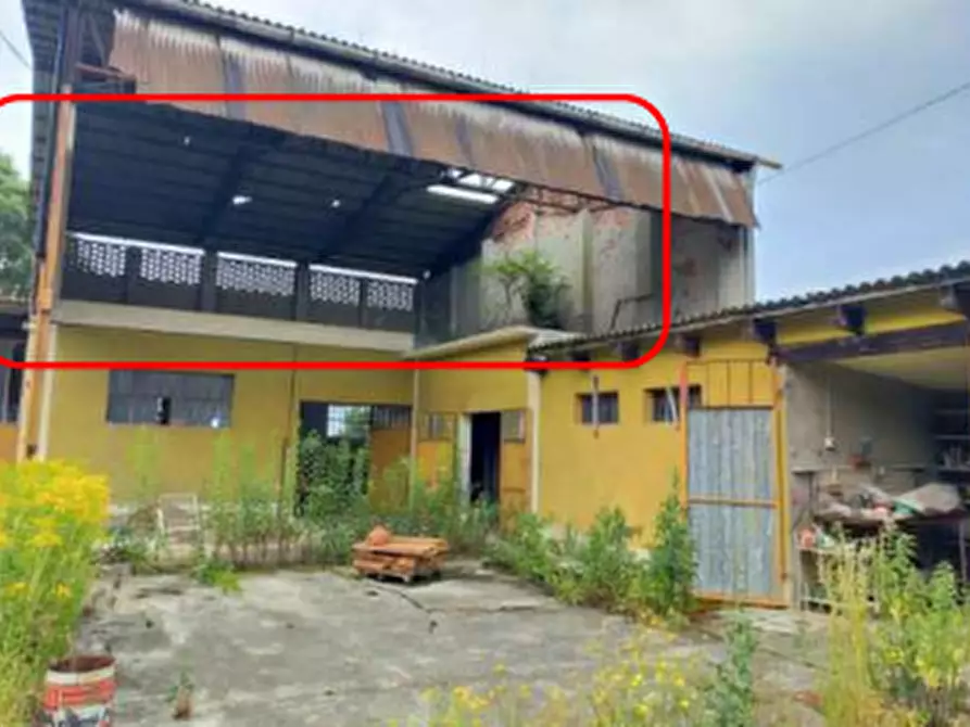 Immagine 3 di Porzione di casa in vendita  in Via Cossano a Maglione