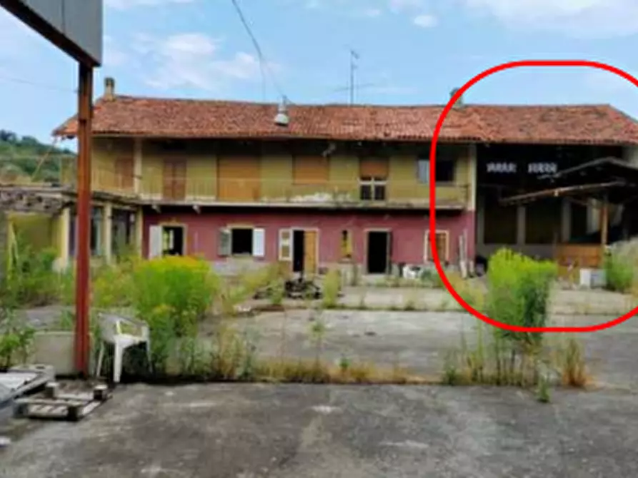 Immagine 1 di Porzione di casa in vendita  in Via Cossano a Maglione