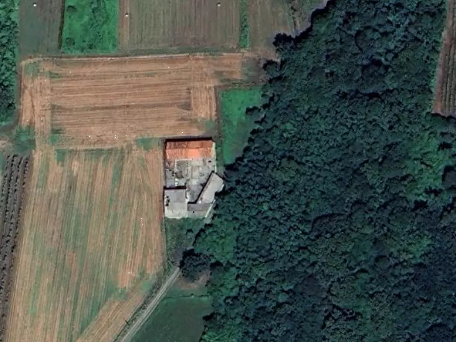 Immagine 32 di Porzione di casa in vendita  in Via Cossano a Maglione
