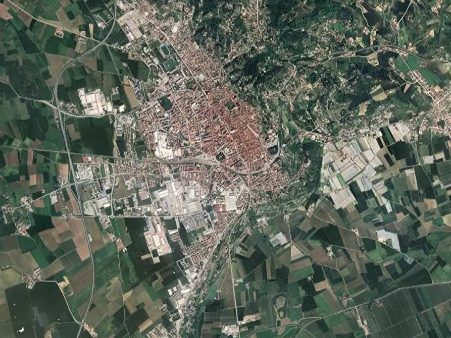 Immagine 17 di Hotel in vendita  in Via Giuseppe Verdi a Cherasco