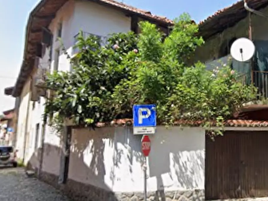 Immagine 12 di Appartamento in vendita  in Corso Duca degli Abruzzi  a Strambino