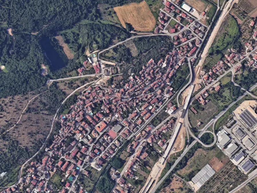 Immagine 5 di Porzione di casa in vendita  in Via Monticello  a Valle Di Maddaloni