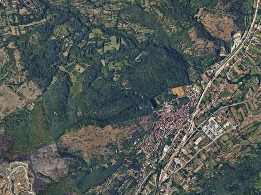 Immagine 8 di Porzione di casa in vendita  in Via Monticello  a Valle Di Maddaloni