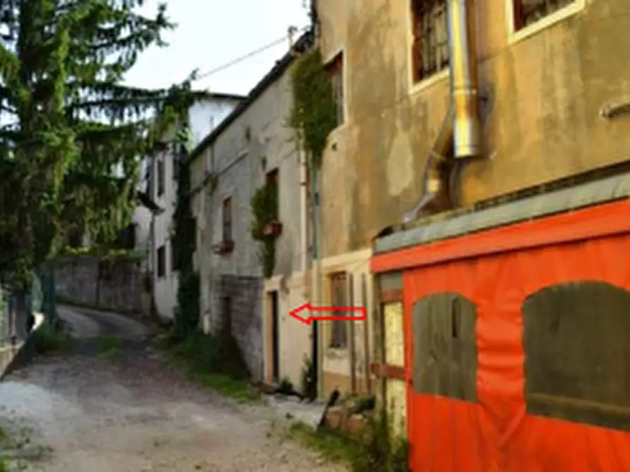 Immagine 9 di Negozio in vendita  in Via Roma  a Roncà
