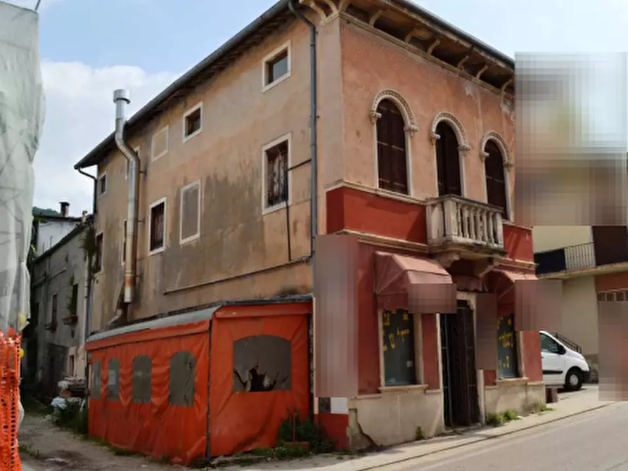 Immagine 1 di Negozio in vendita  in Via Roma  a Roncà