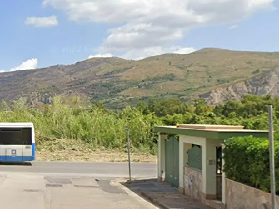 Immagine 10 di Villetta a schiera in vendita  in Via Cuneo a Mondragone