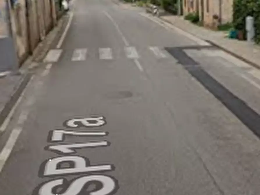 Immagine 15 di Negozio in vendita  in Via Roma  a Roncà