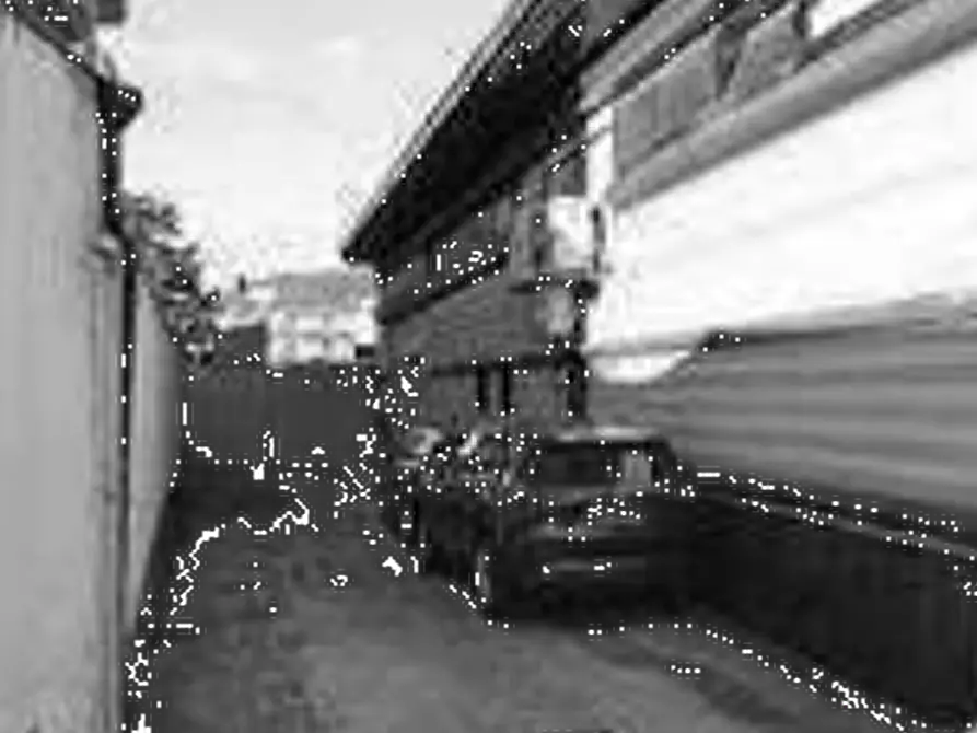 Immagine 5 di Stabile in vendita  in Strada Statale Appia  a Casagiove