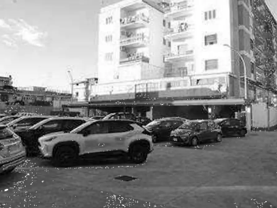 Immagine 16 di Stabile in vendita  in Strada Statale Appia  a Casagiove