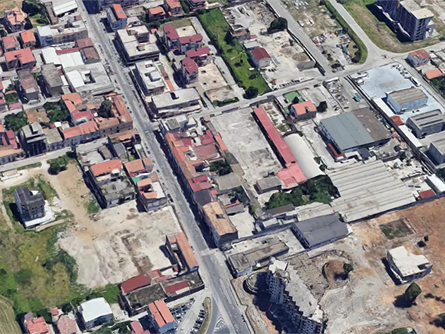 Immagine 34 di Stabile in vendita  in Strada Statale Appia  a Casagiove