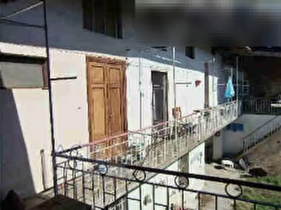Immagine 2 di Stabile in vendita  in Via luigi meineri a Peveragno