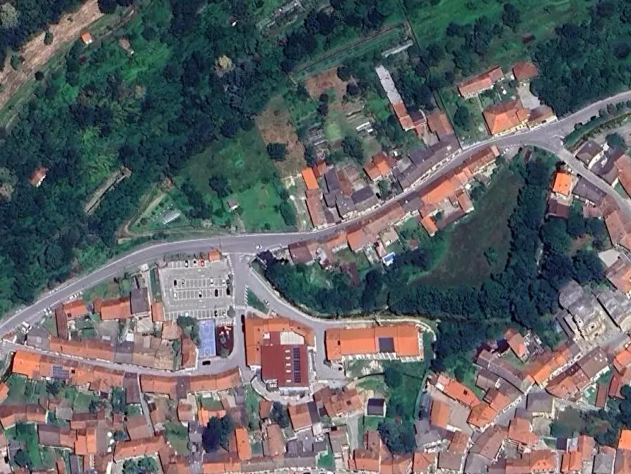 Immagine 23 di Stabile in vendita  in Via luigi meineri a Peveragno