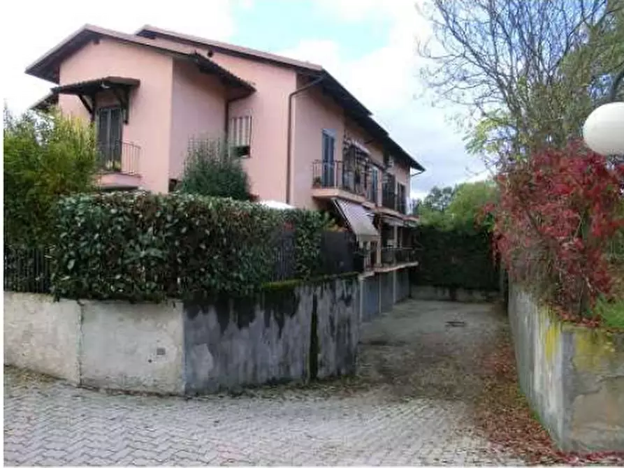 Immagine 1 di Villetta a schiera in vendita  in Strada America dei Boschi a Pocapaglia