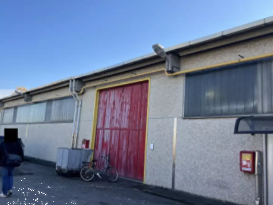 Immagine 7 di Capannone industriale in vendita  in via Don Minzoni a Trezzo Sull'adda