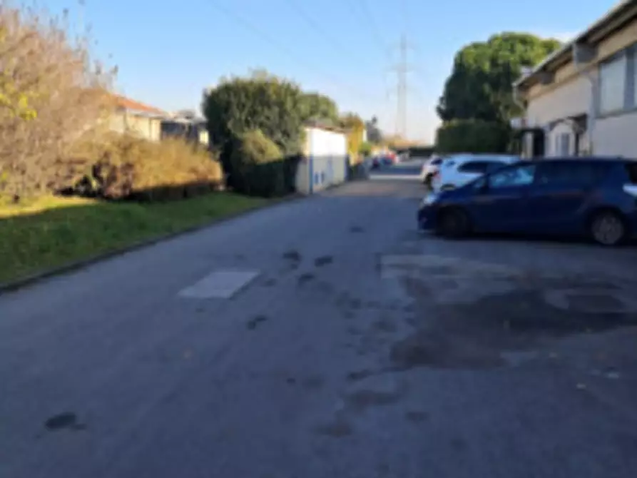 Immagine 8 di Capannone industriale in vendita  in via Don Minzoni a Trezzo Sull'adda