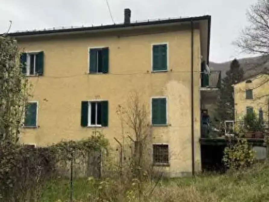 Immagine 8 di Porzione di casa in vendita  in Localita' Pontestrambo  a Tornolo