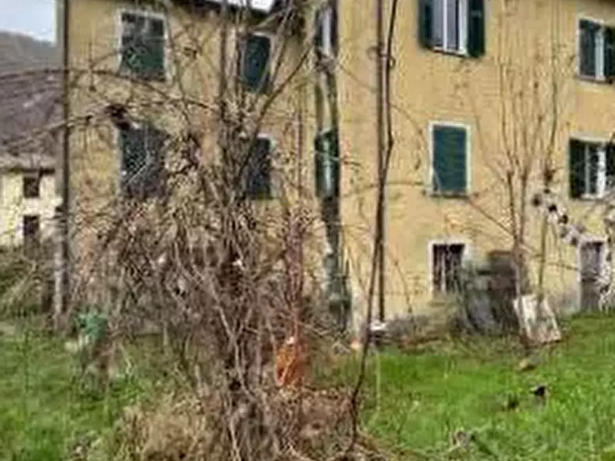 Immagine 10 di Porzione di casa in vendita  in Localita' Pontestrambo  a Tornolo