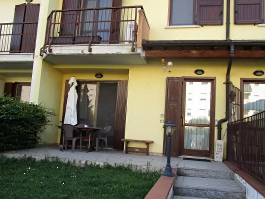 Immagine 1 di Villetta a schiera in vendita  in Via Baden Powell a Corbetta