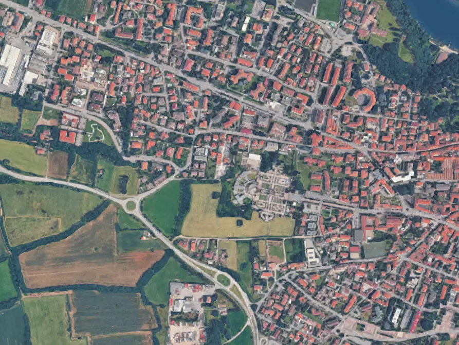 Immagine 4 di Garage in vendita  in Via Francesco Guarnerio a Trezzo Sull'adda