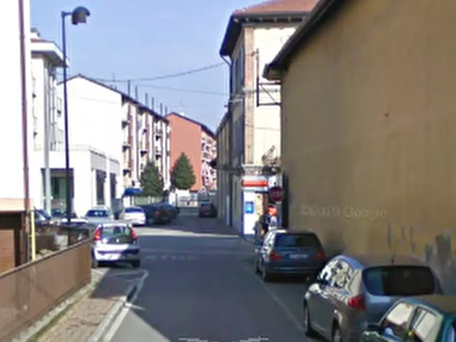 Immagine 7 di Garage in vendita  in Via Francesco Guarnerio a Trezzo Sull'adda