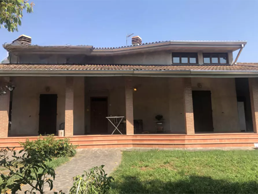 Immagine 1 di Casa indipendente in vendita  in Via Bertolotta a Sissa