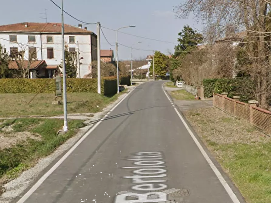 Immagine 12 di Casa indipendente in vendita  in Via Bertolotta a Sissa