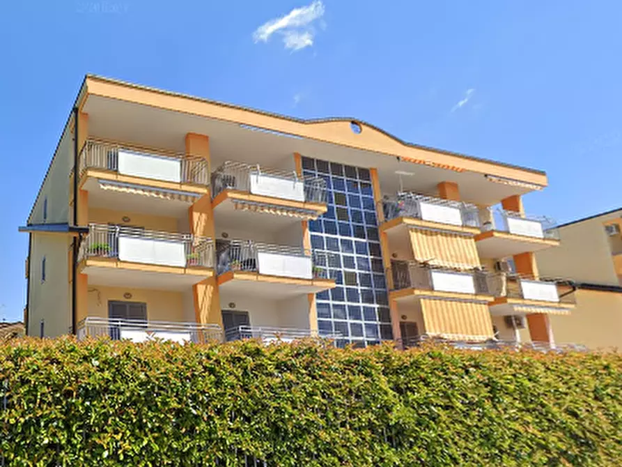 Immagine 25 di Appartamento in vendita  in VIA SALERNO  a Teverola