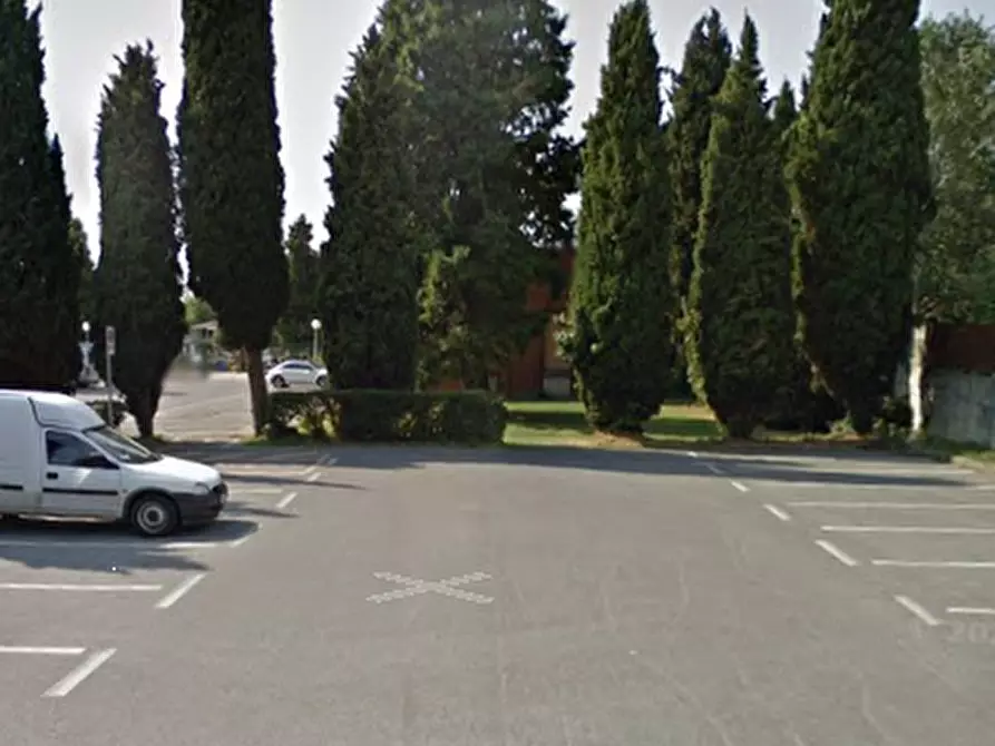 Immagine 4 di Garage in vendita  in Via del Cimitero a Trezzo Sull'adda