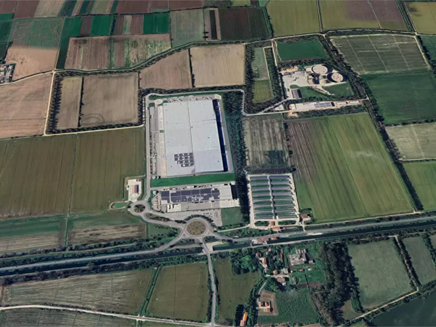 Immagine 5 di Rustico / casale in vendita  in Localita' Pellegrina a Vellezzo Bellini