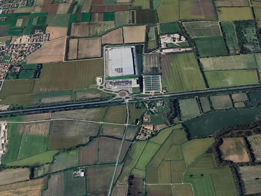 Immagine 6 di Rustico / casale in vendita  in Localita' Pellegrina a Vellezzo Bellini