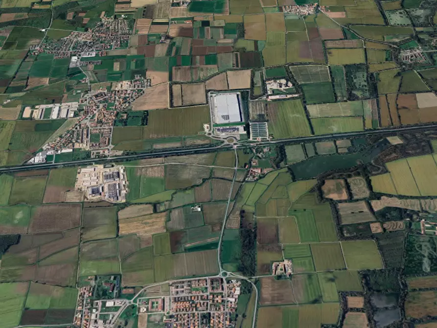 Immagine 7 di Rustico / casale in vendita  in Localita' Pellegrina a Vellezzo Bellini