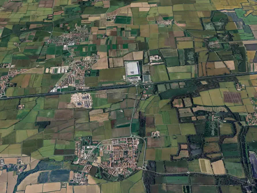 Immagine 8 di Rustico / casale in vendita  in Localita' Pellegrina a Vellezzo Bellini